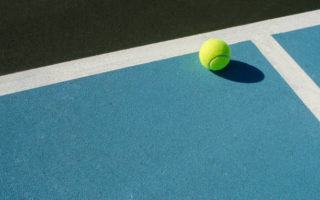 Construction d'un court de tennis à Cannes