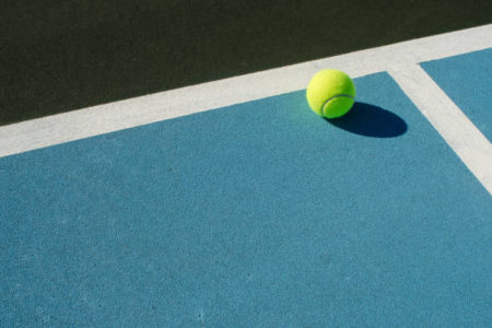 Construction d'un court de tennis à Cannes