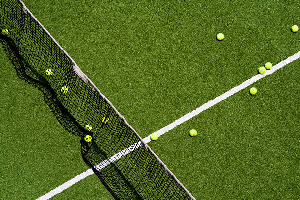 Construction d'un terrain de tennis à Saint-Raphaël