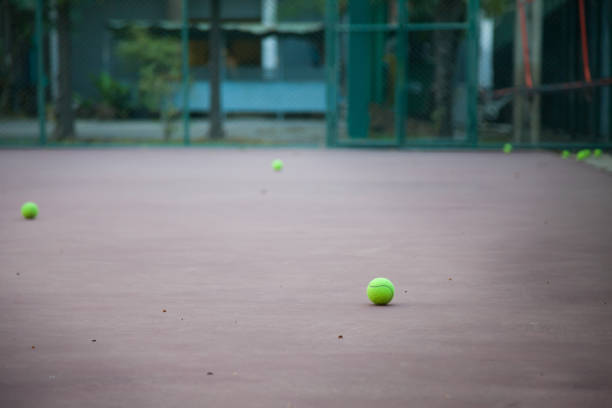 Construction d'un court de tennis à Cannes