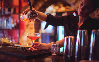 bar à cocktails à Lyon
