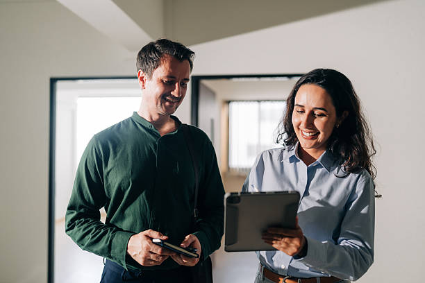 Une vidéo corporate Lyon peut également être adaptée en plusieurs formats courts pour correspondre aux usages mobiles actuels