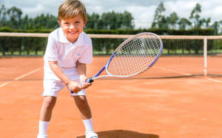 construction court de tennis en terre battue à Angers